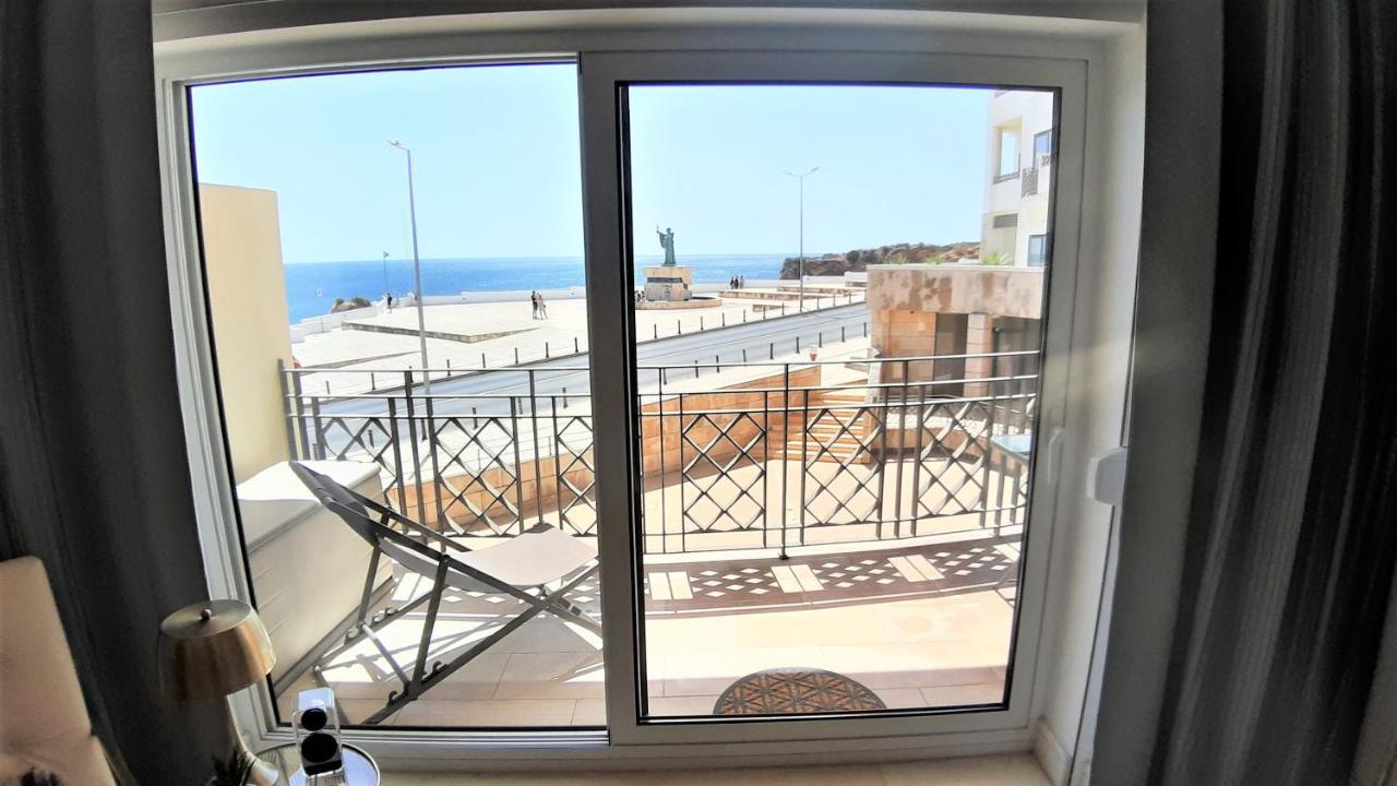 Potato Beach Apartment At Beach Front & Sea View Lagos Esterno foto
