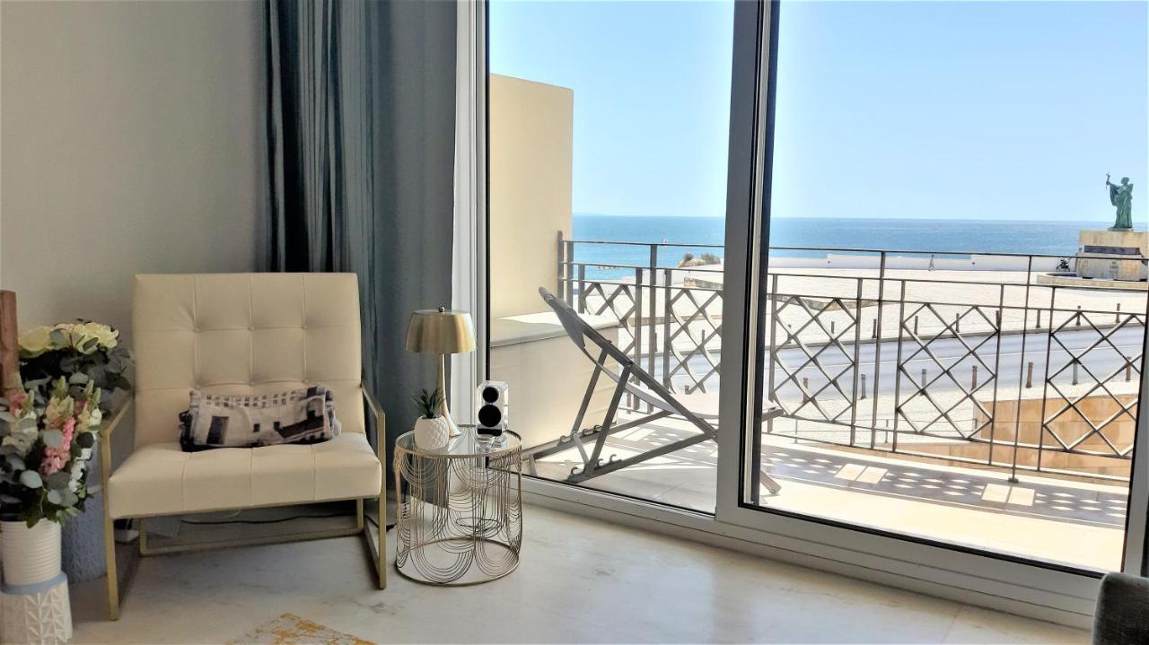 Potato Beach Apartment At Beach Front & Sea View Lagos Esterno foto