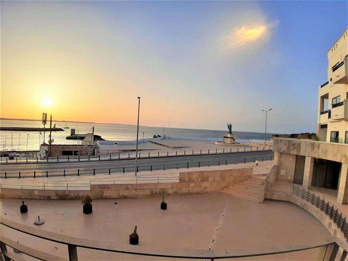 Potato Beach Apartment At Beach Front & Sea View Lagos Esterno foto